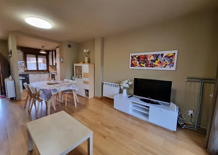 13a01 Con Garaje Y Terraza By R2r Consulting Διαμέρισμα