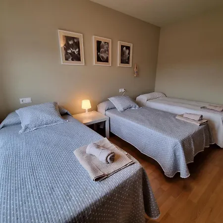 13a01 Con Garaje Y Terraza By R2r Consulting ريباذيسييّا